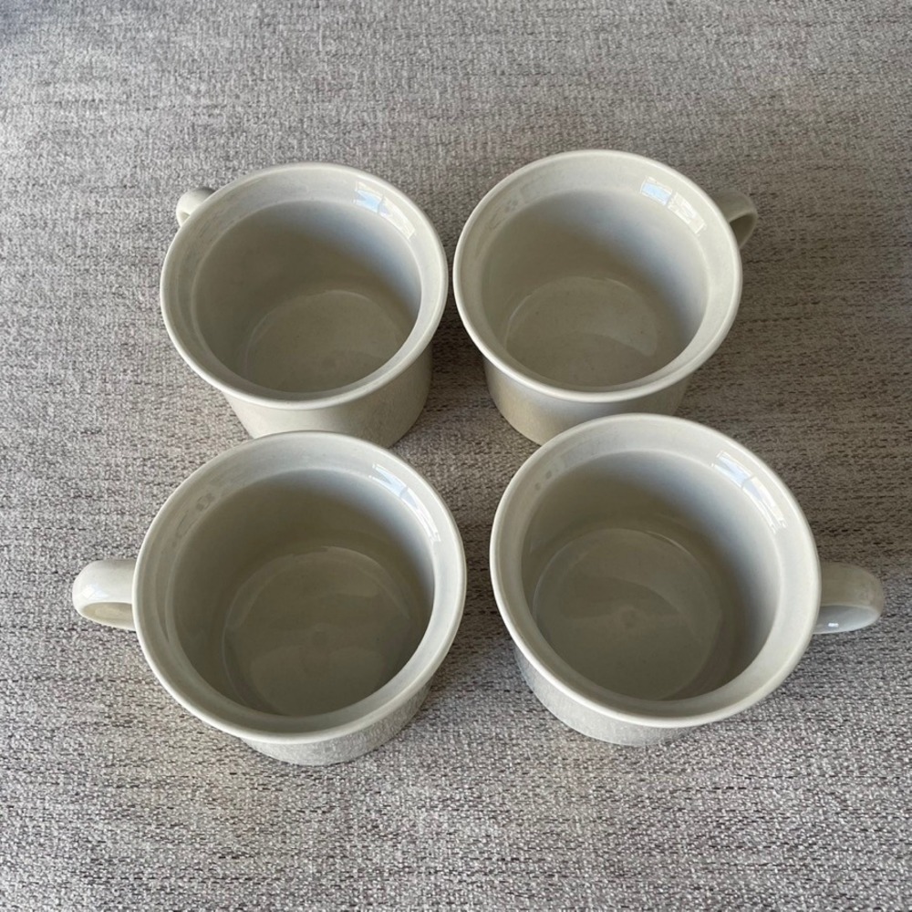VINTAGE Set of‎ 4 Ceramic Cream Coffee Mugs Made in USA Drinkware Cups MCM